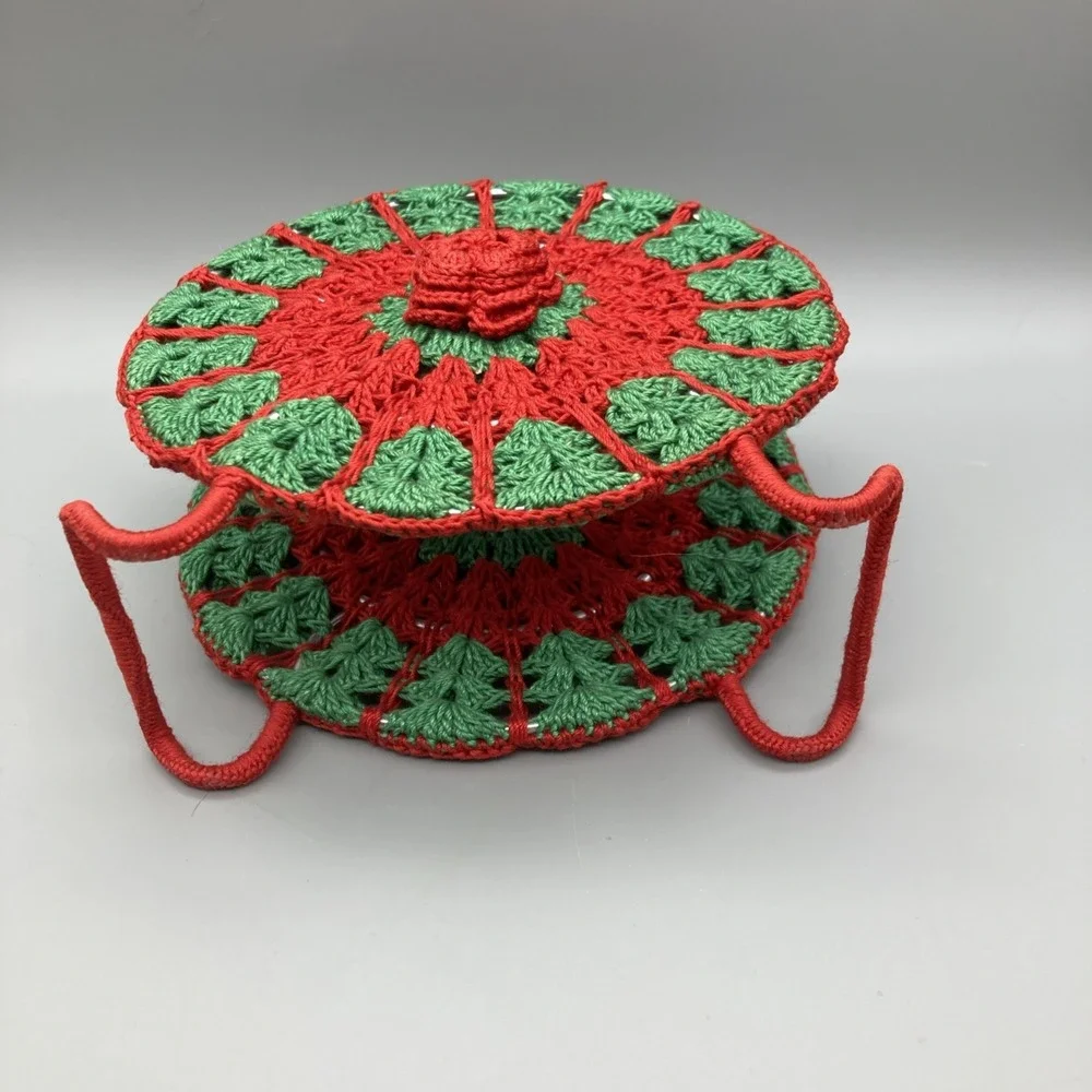Vintage Crocheted Napkin Holder: Red And Green Metal Frame Round Floral Pattern